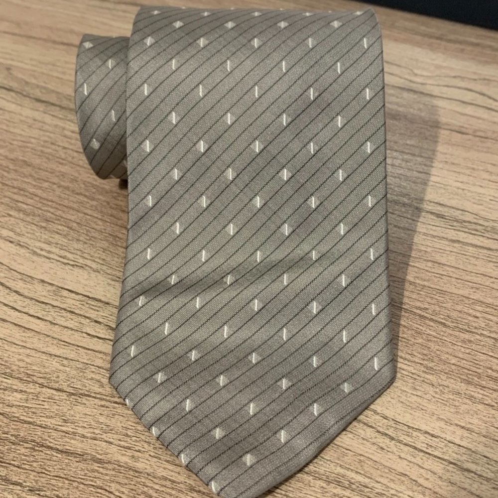 HUGO BOSS Grey Geometric Striped Silk Neck Tie